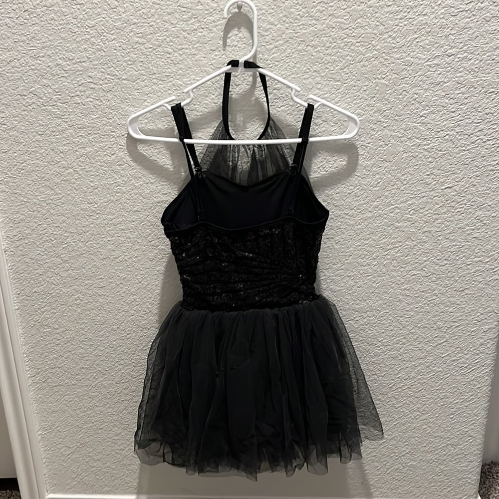 DanceWear - Picture 3 of 5